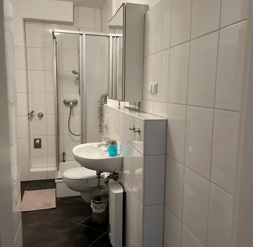 Zentral, Gemuetlich, Messe Nah! Be1l דירה אסן